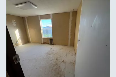 4938 N Mormon Flat Road, Golden Valley, AZ 86413 - Photo 11