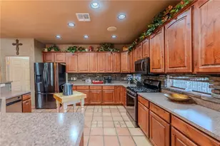 14158 S Calabasas Rd, Yucca, AZ 86438 - Photo 45