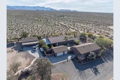 14158 S Calabasas Road, Yucca, AZ 86438 - Photo 7