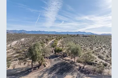 14158 S Calabasas Road, Yucca, AZ 86438 - Photo 3
