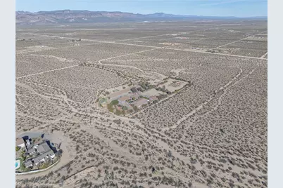 14158 S Calabasas Road, Yucca, AZ 86438 - Photo 17