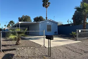 415 Steiger Dr, Bullhead City, AZ 86442 - Photo 1