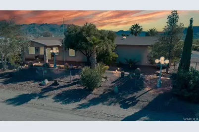 152 S Houck Road, Golden Valley, AZ 86413 - Photo 1