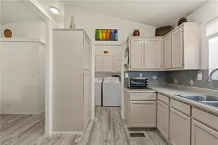 6525 S Oleander Way, Mohave Valley, AZ 86440 - Photo 31