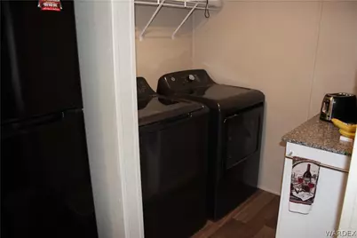 1864 El Dorado, Bullhead City, AZ 86442 - Photo 9