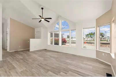 2612 E Sunrise Vista Boulevard, Fort Mohave, AZ 86426 - Photo 9