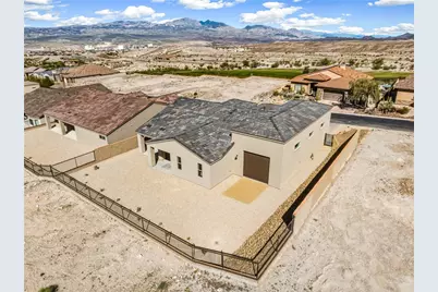 3238 Sidewheel Drive, Bullhead City, AZ 86429 - Photo 9