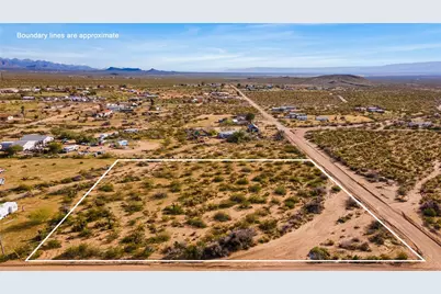 306-09-044 S Hope Road, Golden Valley, AZ 86413 - Photo 11