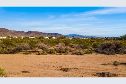 306-09-044 S Hope Road, Golden Valley, AZ 86413 - Photo 9
