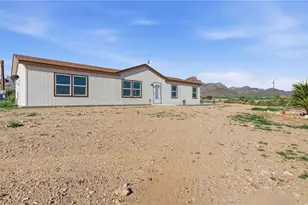 8616 W Chuar Dr, Golden Valley, AZ 86413 - Photo 9