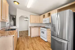 2350 Adobe Rd, Bullhead City, AZ 86442 - Photo 7