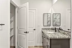 3232 Sidewheel Dr, Bullhead City, AZ 86429 - Photo 15