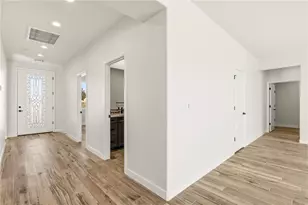 3232 Sidewheel Dr, Bullhead City, AZ 86429 - Photo 5