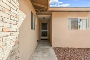 2434 Camino Del Rio, Bullhead City, AZ 86442 - Photo 9
