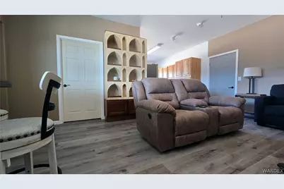 4302 W Speedway Road, Yucca, AZ 86438 - Photo 15