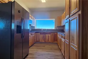 4302 W Speedway Rd, Yucca, AZ 86438 - Photo 17
