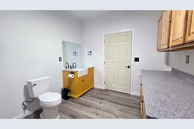 4302 W Speedway Road, Yucca, AZ 86438 - Photo 21