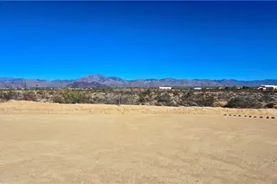 4302 W Speedway Rd, Yucca, AZ 86438 - Photo 35
