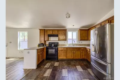 10025 S Driftwood Circle, Mohave Valley, AZ 86440 - Photo 11