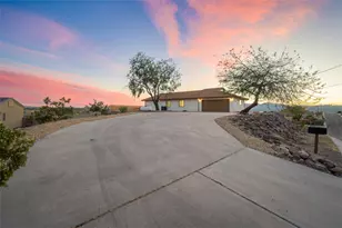 1780 Marble Canyon Dr, Bullhead City, AZ 86442 - Photo 1