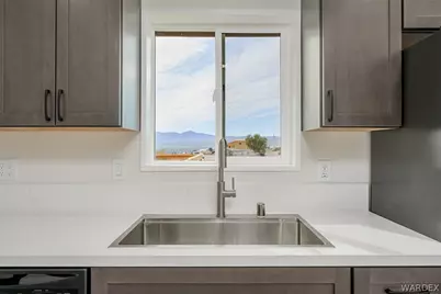 1780 Marble Canyon Drive, Bullhead City, AZ 86442 - Photo 13