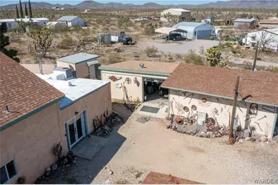 17305 N Lost Mine Drive, Dolan Springs, AZ 86441 - Photo 5