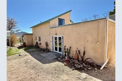 17305 N Lost Mine Drive, Dolan Springs, AZ 86441 - Photo 7