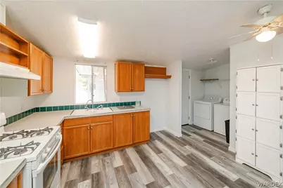 2023 (Space 5) E Morrow #5, Kingman, AZ 86409 - Photo 17
