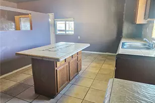 3595 E Warbler Ln, Kingman, AZ 86409 - Photo 7