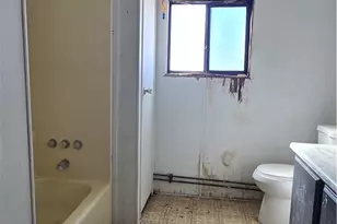 4842 N Gln Cyn Rd, Golden Valley, AZ 86413 - Photo 15