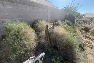 2542 Fox Ridge Ln, Bullhead City, AZ 86442 - Photo 11