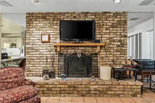 2130 Kingston Dr, Bullhead City, AZ 86442 - Photo 13