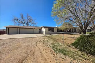 1860 E Devlin Ave, Kingman, AZ 86409 - Photo 1