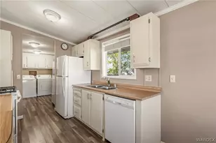 976 Roadrunner Dr, Bullhead City, AZ 86442 - Photo 17