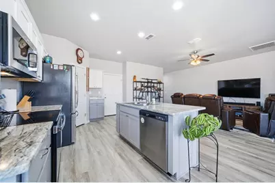 7391 E Winchester Drive, Kingman, AZ 86401 - Photo 9