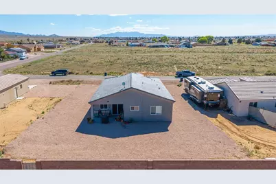 7391 E Winchester Drive, Kingman, AZ 86401 - Photo 27