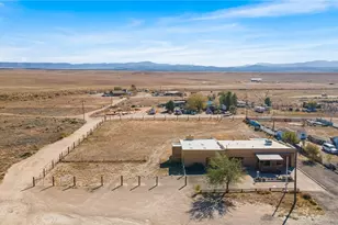 16102 E Hwy 66, Truxton, AZ 86434 - Photo 1