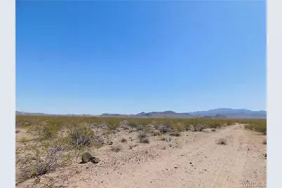 5893 S Yavapai Road, Golden Valley, AZ 86413 - Photo 9