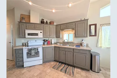 2000 Ramar Road #308, Bullhead City, AZ 86442 - Photo 9