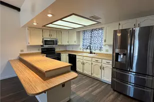 883 Los Flores St, Bullhead City, AZ 86429 - Photo 13