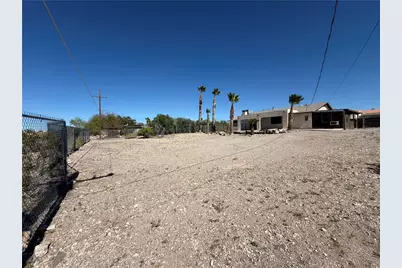 883 Los Flores Street, Bullhead City, AZ 86429 - Photo 35