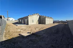 2486 E Hound Dr, Fort Mohave, AZ 86426 - Photo 3