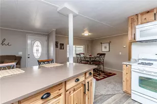 8290 S Smoketree Ln, Mohave Valley, AZ 86440 - Photo 15