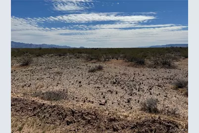 08008 E Aquarius Dr #813, Golden Valley, AZ 86413 - Photo 15