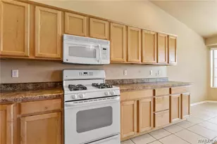 2064 John Wayne Dr, Kingman, AZ 86409 - Photo 13