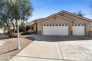 2064 John Wayne Dr, Kingman, AZ 86409 - Photo 1