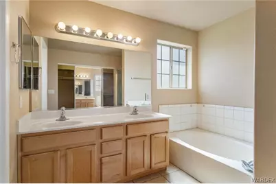 2064 John Wayne Drive, Kingman, AZ 86409 - Photo 21