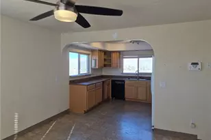 26432 N Tamarisk St, Meadview, AZ 86444 - Photo 19