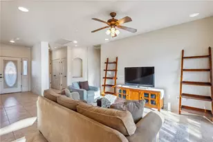 890 Florence Ave, Bullhead City, AZ 86429 - Photo 9
