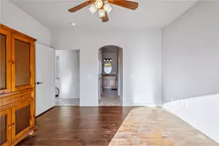 890 Florence Ave, Bullhead City, AZ 86429 - Photo 25